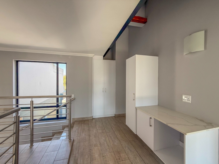 3 Bedroom Property for Sale in The Islands Estates North West